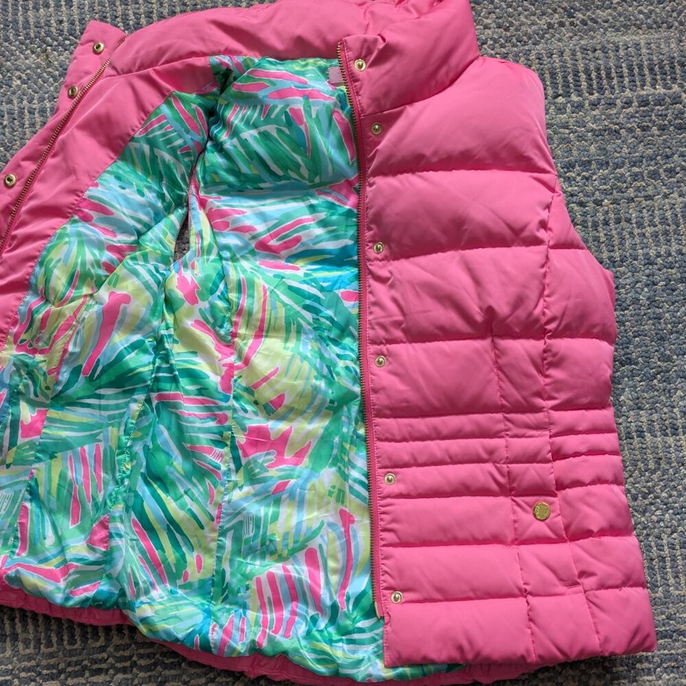 Lily Pulitzer beautiful medium size pink vest - Picture 3 of 5